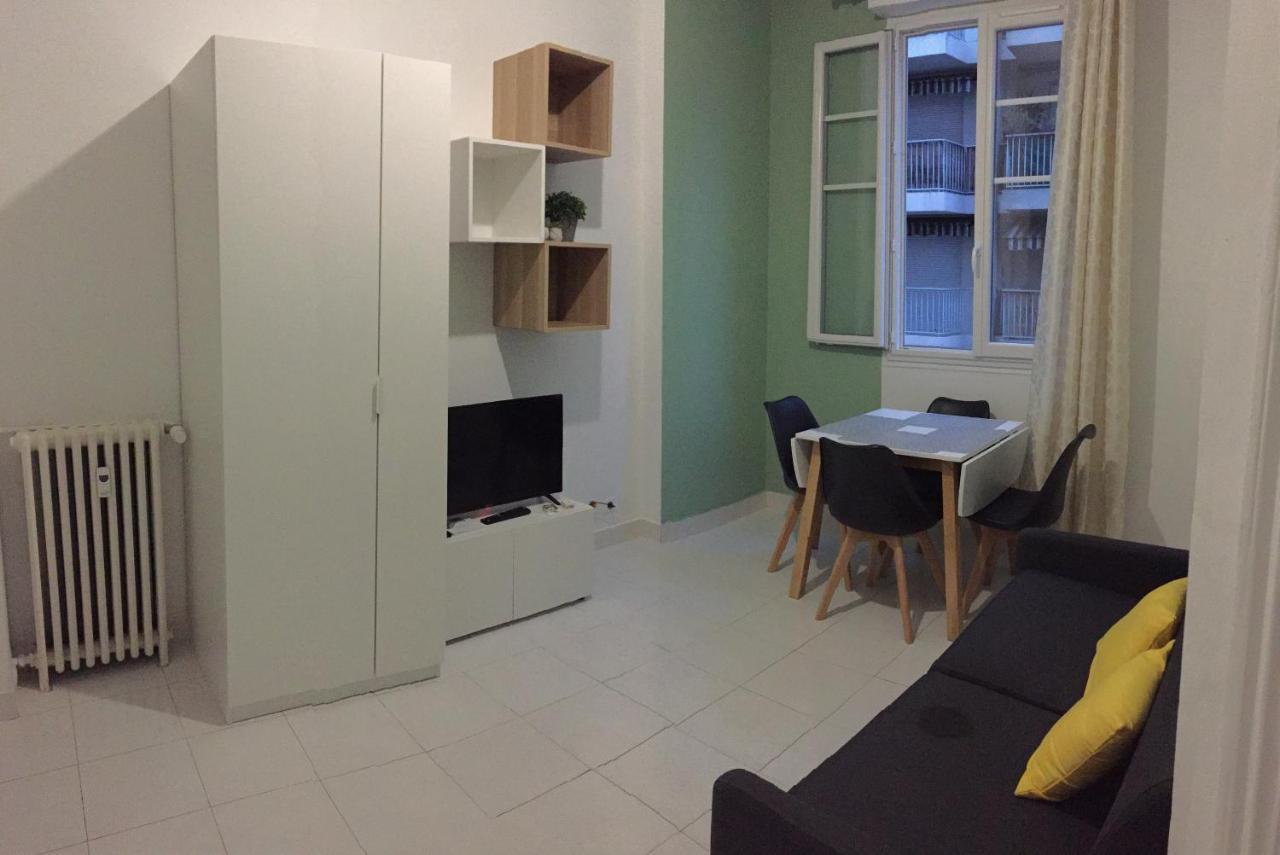 3 Pieces Hypercentre Apartment *